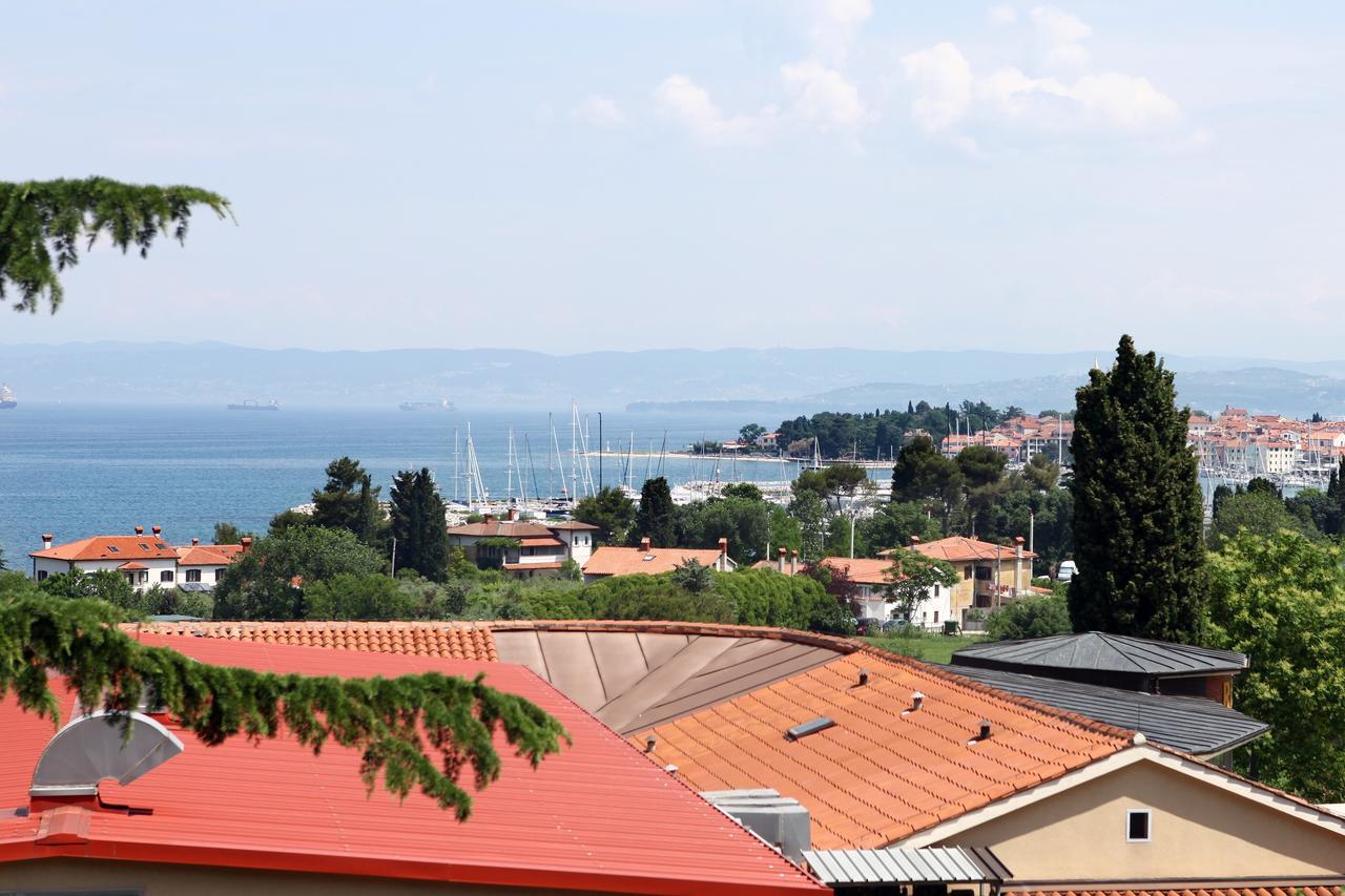 Charming San Simon Beach Apartment Jn Izola Ngoại thất bức ảnh